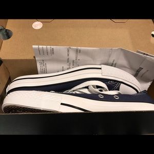 Converse All Stars in Ox Navy